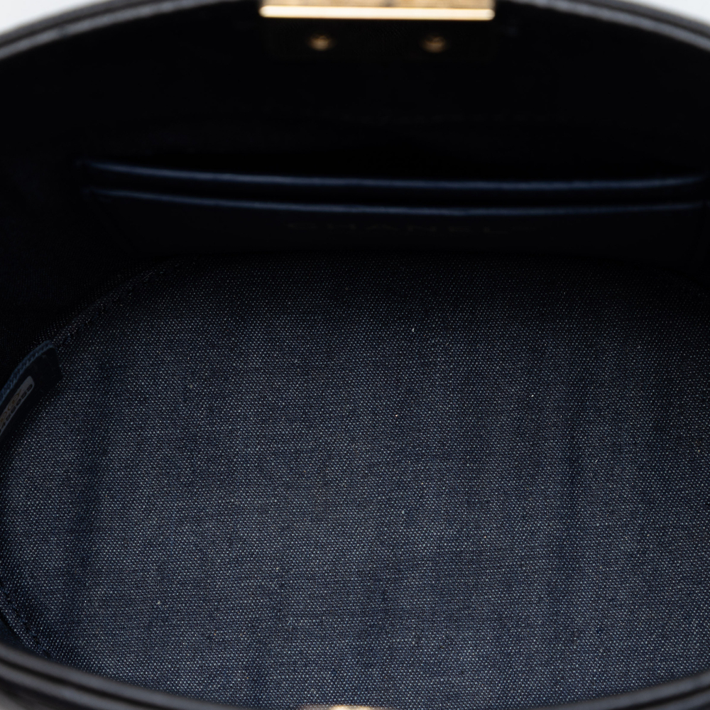 Pre-Loved Chanel CC Lambskin Elegant Chain Vanity Case - Picture 4 of 6